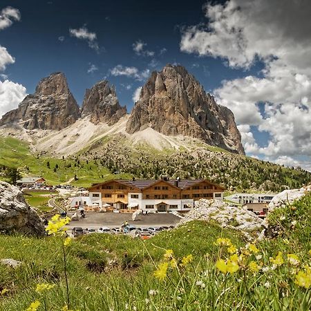 סלבה די ואל גרדנה Passo Sella Dolomiti Mountain Resort מראה חיצוני תמונה