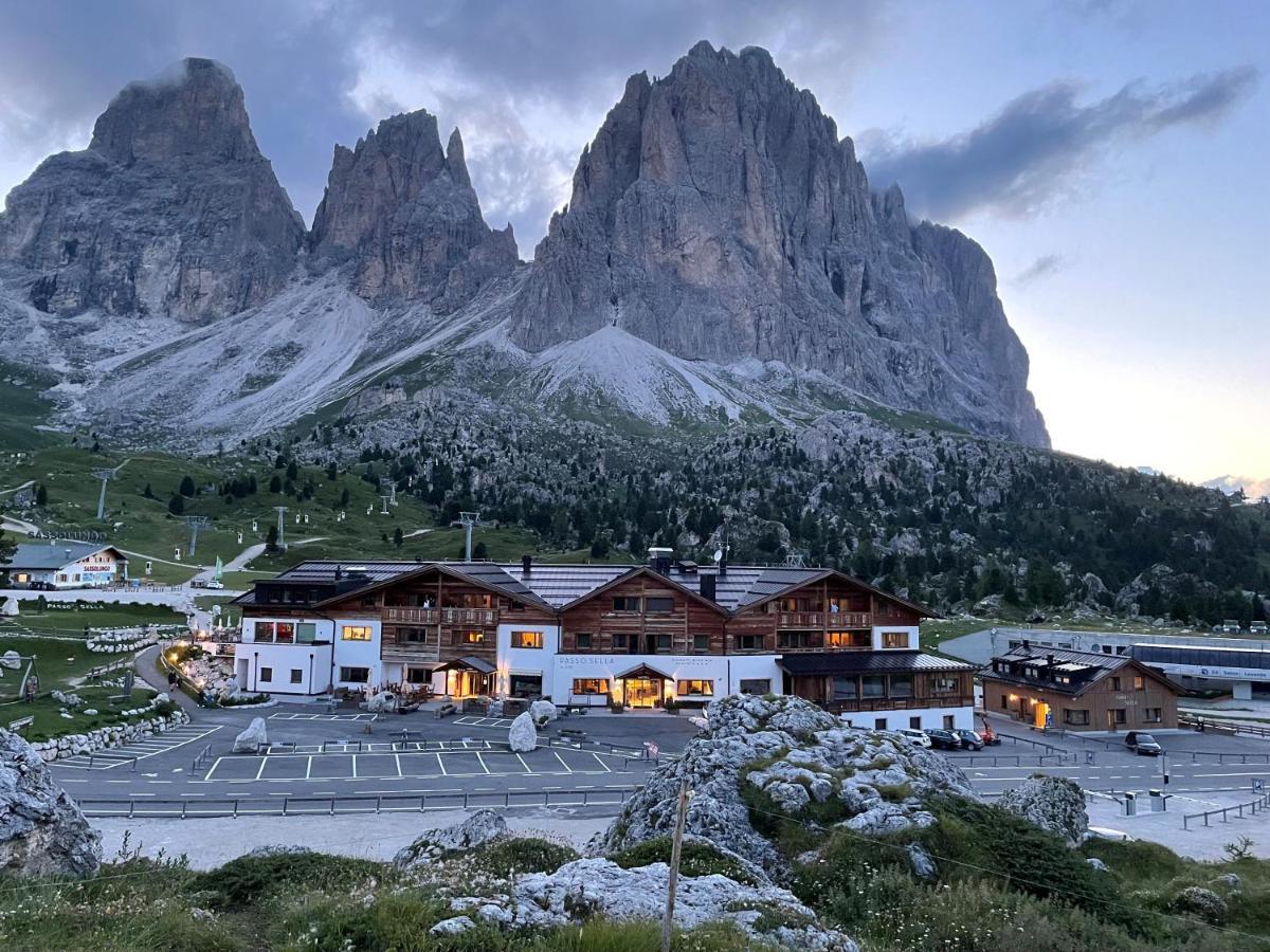 סלבה די ואל גרדנה Passo Sella Dolomiti Mountain Resort מראה חיצוני תמונה