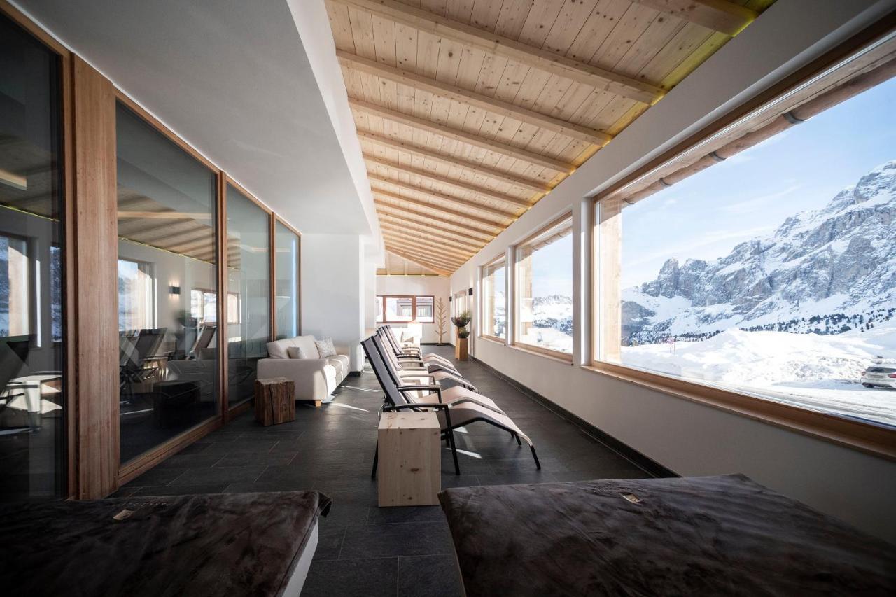 סלבה די ואל גרדנה Passo Sella Dolomiti Mountain Resort מראה חיצוני תמונה