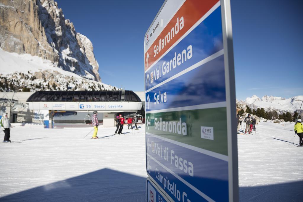 סלבה די ואל גרדנה Passo Sella Dolomiti Mountain Resort מראה חיצוני תמונה