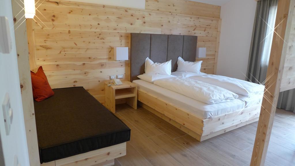 סלבה די ואל גרדנה Passo Sella Dolomiti Mountain Resort חדר תמונה