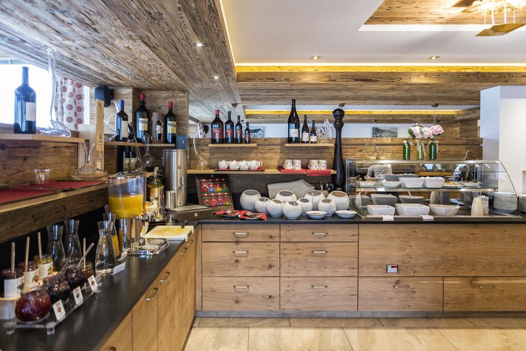 סלבה די ואל גרדנה Passo Sella Dolomiti Mountain Resort מראה חיצוני תמונה
