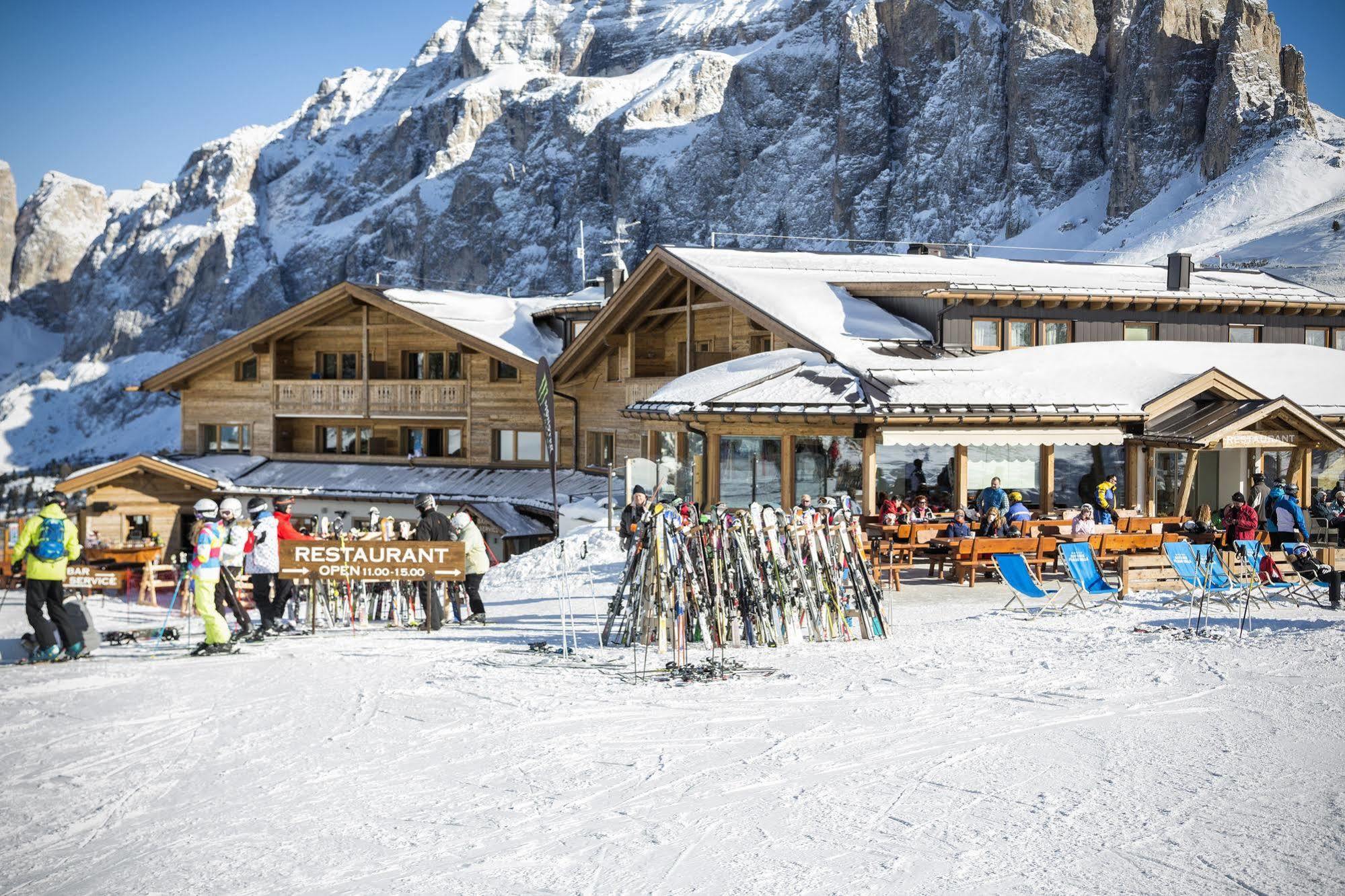 סלבה די ואל גרדנה Passo Sella Dolomiti Mountain Resort מראה חיצוני תמונה