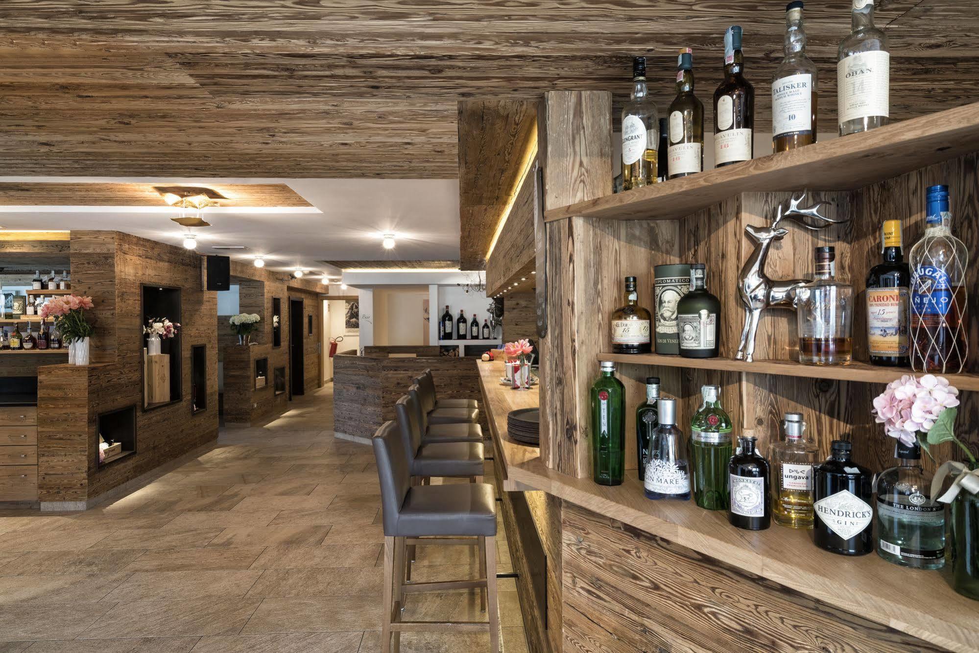 סלבה די ואל גרדנה Passo Sella Dolomiti Mountain Resort מראה חיצוני תמונה